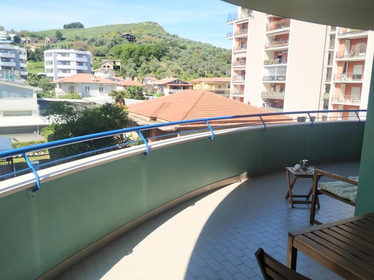 Appartamento Le Palme Montesilvano Marina Buitenkant foto